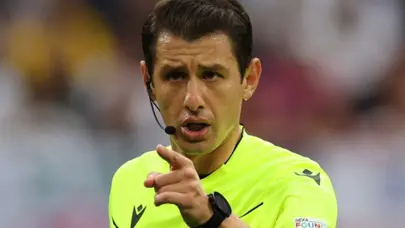 Soyunma odasına giden Halil Umut Meler bir daha sahaya çıkamadı: Milli maçta büyük şaşkınlık