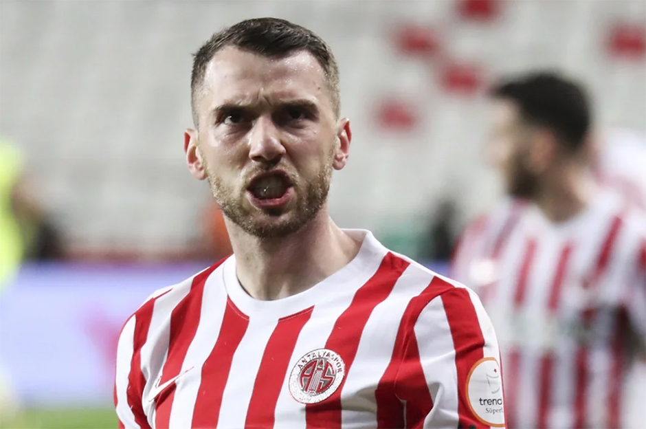 Antalyaspor'dan ayrıldı, yeni adresi Bodrum FK oluyor