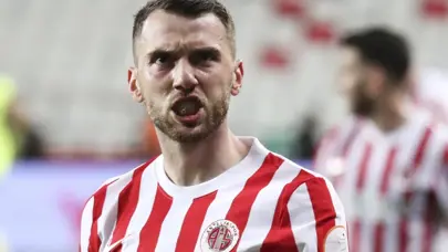 Antalyaspor'dan ayrıldı, yeni adresi Bodrum FK oluyor