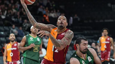 Galatasaray evinde Yalovaspor Basketbol'a geçit vermedi
