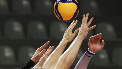 AXA Sigorta Kupa Voley'de çeyrek finalistler belli oldu
