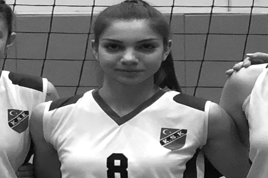 Genç voleybolcu Miray Karasu, trafik kazasında hayatını kaybetti