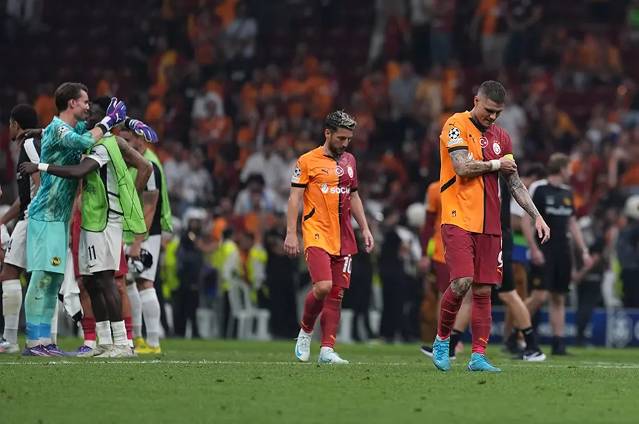 Dünya basını Galatasaray-Young Boys maçını konuşuyor: "Türkiye'de çılgınlık" - 6 Dünya basını Galatasaray-Young Boys maçını konuşuyor: "Türkiye'de çılgınlık" - 6