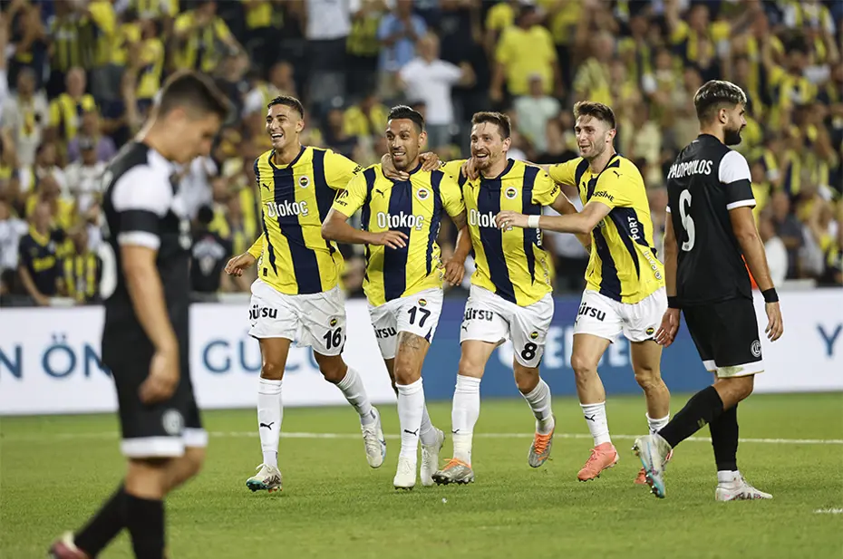 Fenerbahçe'nin galibiyeti Avrupa'da manşetlerde: "Dzeko, Mourinho'nun imdadına yetişti" - 2