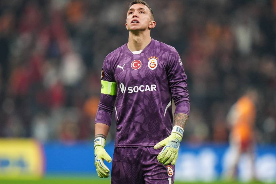 Dinamo Kiev maçı sonrası bomba Muslera iddiası: "Ben şaşırmam"