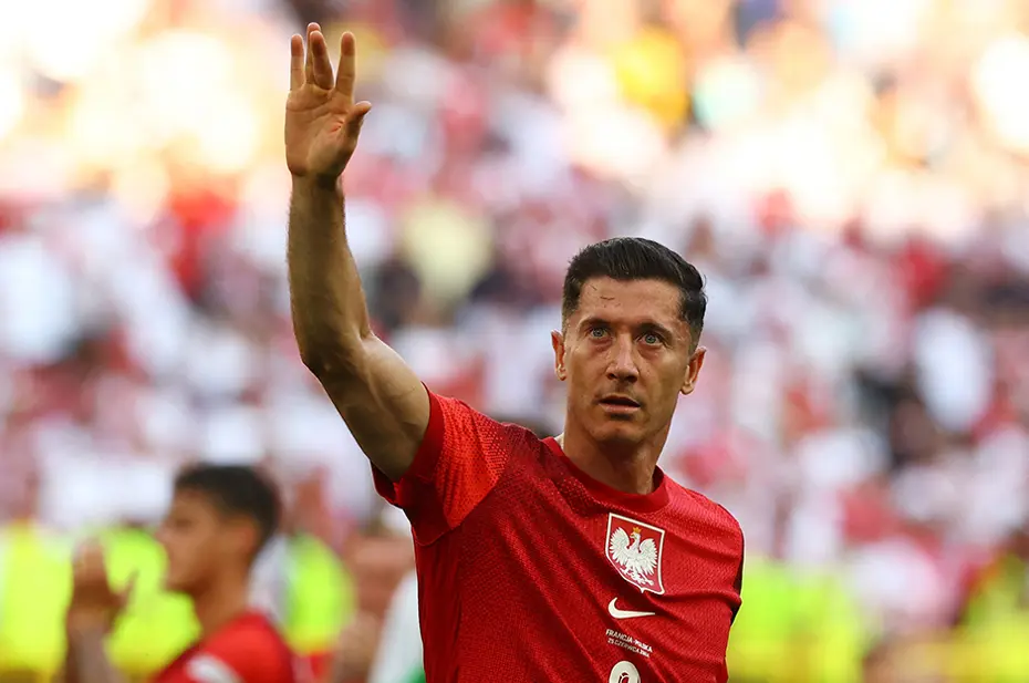 Galatasaray'la adı anılan Lewandowski'ye "ayrılık" sorusu - 6