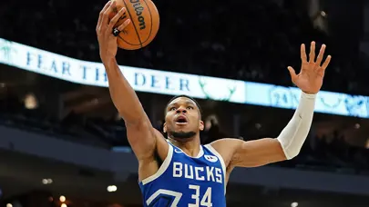 Antetokounmpo'dan üst üste 12. double-double