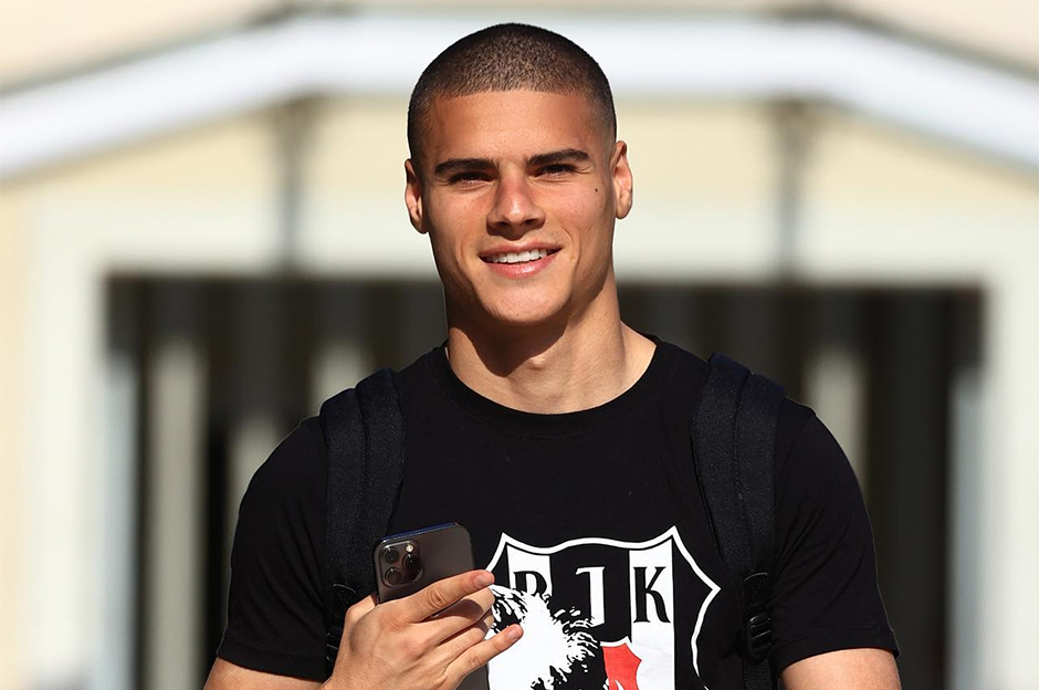 Can Bozdoğan sürprizi: Beşiktaş'ın eski yıldızı ezeli rakibe imza atabilir