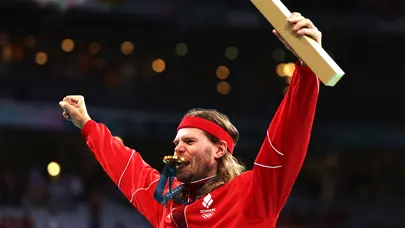 Erkekler hentbolda mutlu sona Danimarka ulaştı