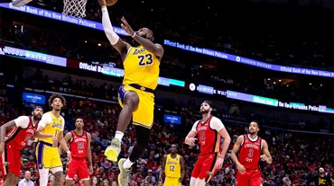 Lakers deplasmanda kazandı, play-off'a kaldı