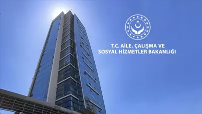 Depremzede çocuklar için evlat edinme talebi: Aile, Çalışma ve Sosyal Hizmetler Bakanlığı açıkladı