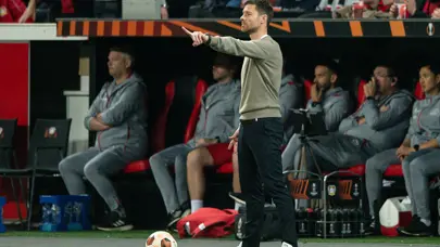 Avrupa futboluna Xabi Alonso damgası
