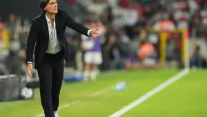 Vincenzo Montella için ayrılık iddiası: Sözleşmesindeki özel maddeden yararlanacaklar Vincenzo Montella için ayrılık iddiası: Sözleşmesindeki özel maddeden yararlanacaklar