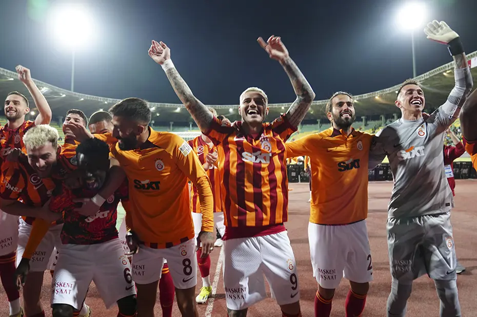 Galatasaray Süper Lig tarihine geçebilir: 3 rekor sırada - 6