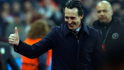 Unai Emery 3 yıllık imzayı attı