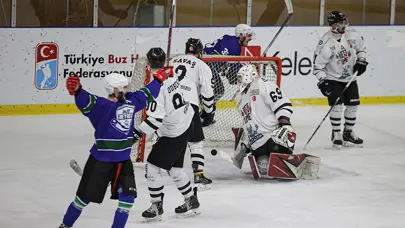 Buzadam, sahasında Buz Beykoz'u yenerek final serisini eşitledi