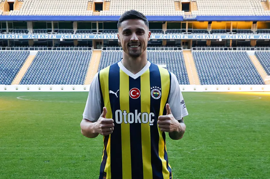 Rade Krunic için Şampiyonlar Ligi bileti alan kulüp devrede - 1 Rade Krunic için Şampiyonlar Ligi bileti alan kulüp devrede - 1