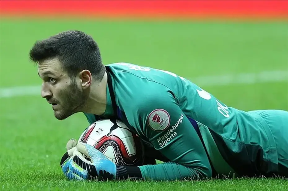 4 yıllık macera bitti; Galatasaray'da bir ayrılık daha, işte yeni takımı - 3