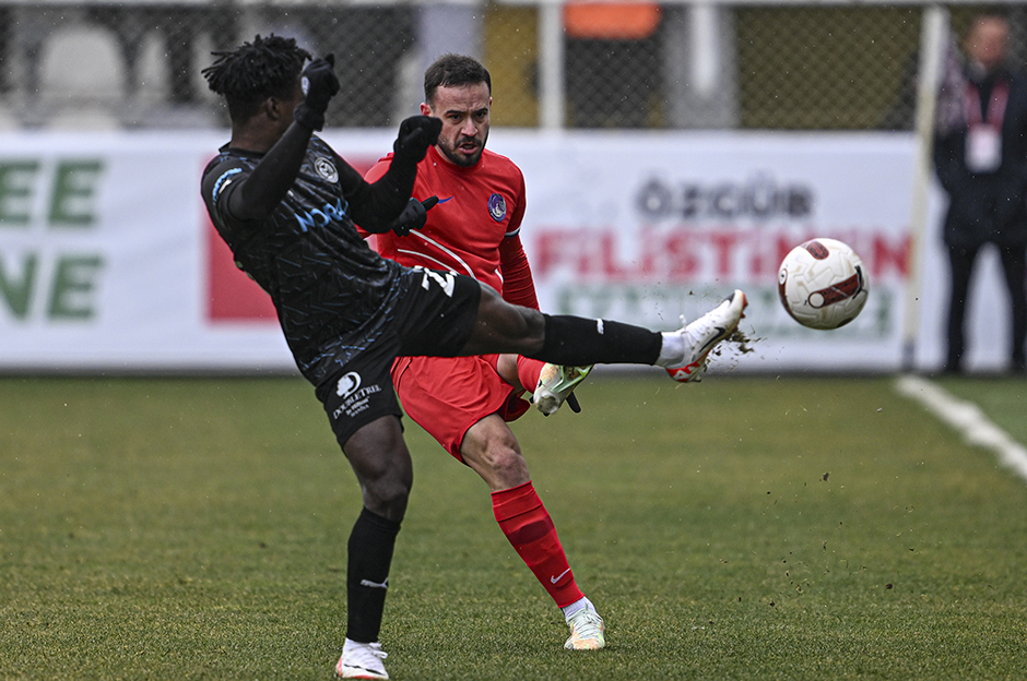Keçiörengücü - Manisa FK maçında kazanan yok