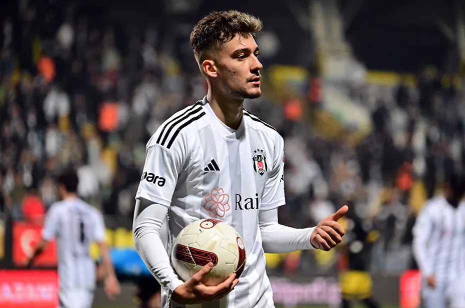 Beşiktaş'a Muçi piyangosu: 15 milyon Euro'luk teklif - 5 Beşiktaş'a Muçi piyangosu: 15 milyon Euro'luk teklif - 5