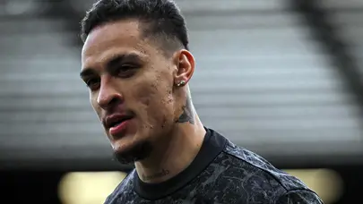 Fenerbahçe'ye yazılan Antony'den karar çıktı