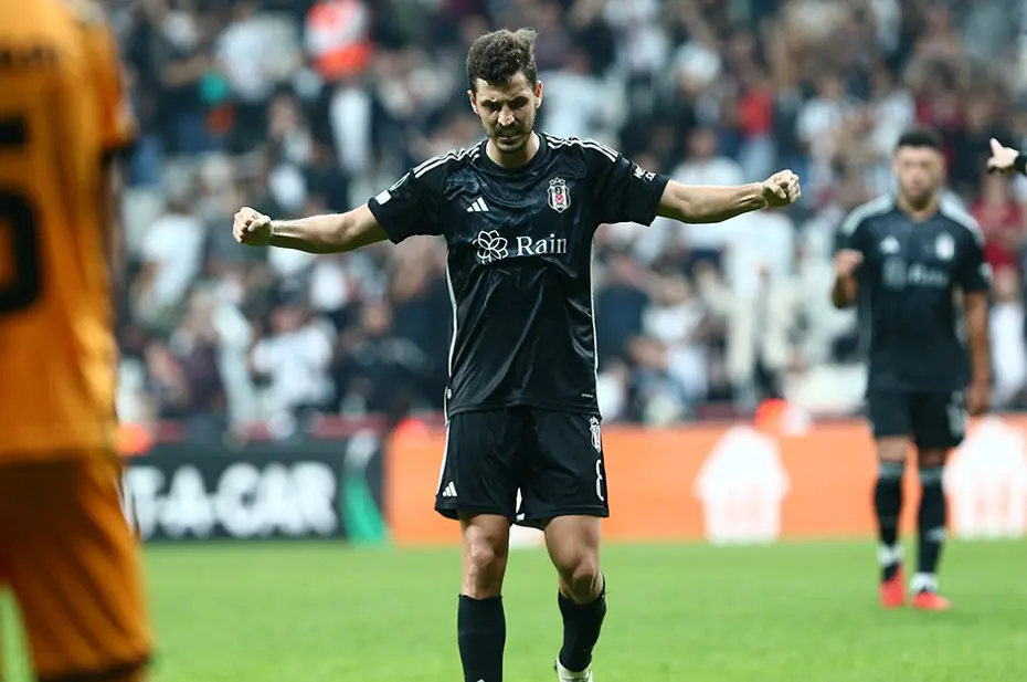 Salih Uçan'a 2+1 yıllık teklif - 3