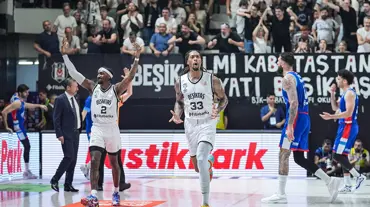 Beşiktaş Fibabanka yarı finalde seriyi eşitledi