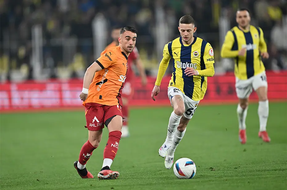 "Okan Buruk, Mourinho'yu yine imha etti" | Spor yazarları Fenerbahçe-Galatasaray derbisi için ne dedi? - 10 "Okan Buruk, Mourinho'yu yine imha etti" | Spor yazarları Fenerbahçe-Galatasaray derbisi için ne dedi? - 10