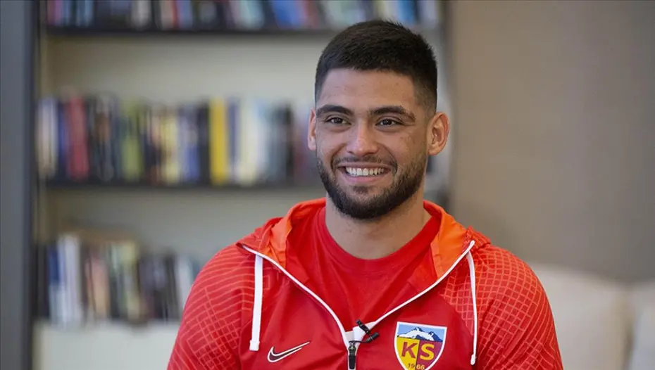 Süper Lig’e performanslarıyla damga vurdular: İşte, sezonun en başarılı file bekçileri - 2