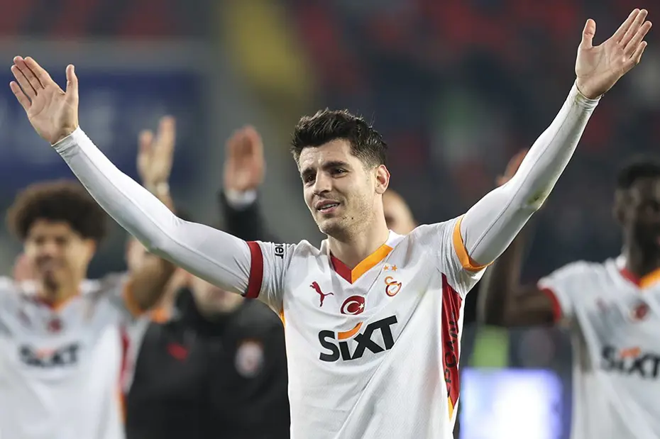 Galatasaray'da ayrılık neredeyse kesinleşti: Para kazandırarak gidecek - 2