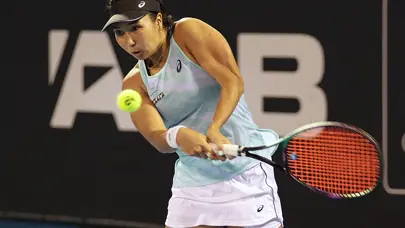 Top toplayıcı çocuğu yaraladı, diskalifiye edildi