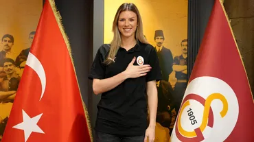 Galatasaray'da yıldız oyuncunun sözleşmesi 2 yıl uzatıldı