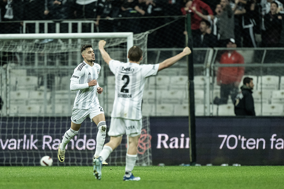 Beşiktaş, Türkiye Kupası yarı final ilk maçında Ankaragücü'ne konuk oluyor