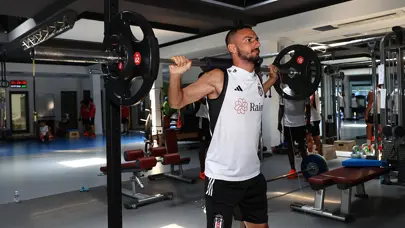 Beşiktaş salonda çalıştı