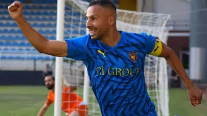 Yasin Öztekin 38 yaşında rekor kırdı