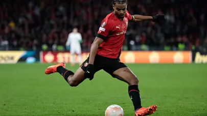 Galatasaray'ın yeni sağ bek için adresi yine Rennes! Lorenz Assignon kimdir?