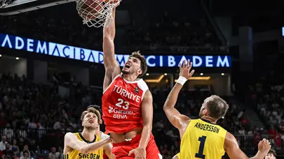 12 Dev Adam, Hırvatistan'ın rakibi oldu