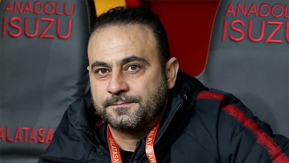 Hasan Şaş'tan Falcılık Performansı: 'Singo'ya 1-2 Yıla El Sallayın, Bavulu Hazır!' Dedi!