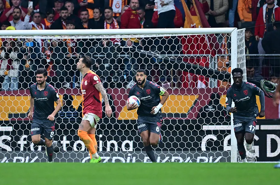VAR kayıtları: Galatasaray ve Fenerbahçe maçlarındaki hakem konuşmaları - 2 VAR kayıtları: Galatasaray ve Fenerbahçe maçlarındaki hakem konuşmaları - 2