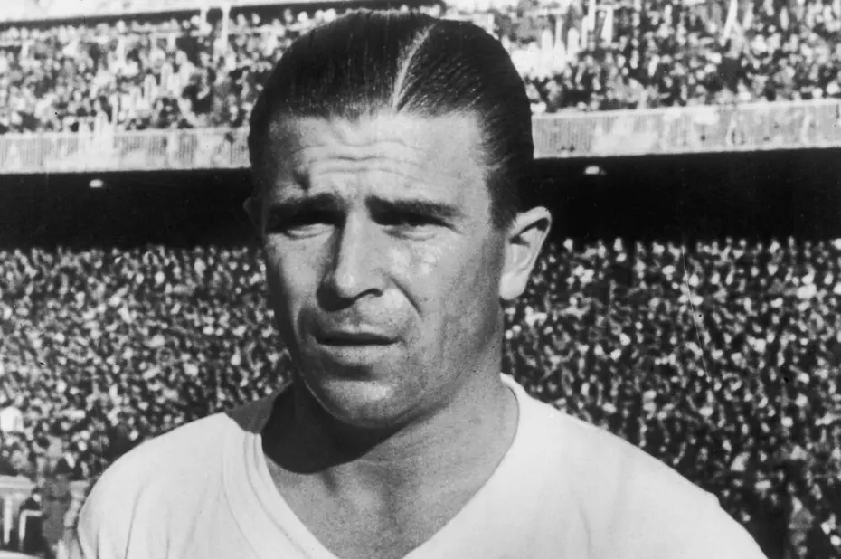 Gelmiş geçmiş en iyi 10 futbolcu! - 2