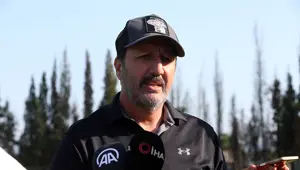 Sakaryaspor transferi yarıladı Sakaryaspor transferi yarıladı