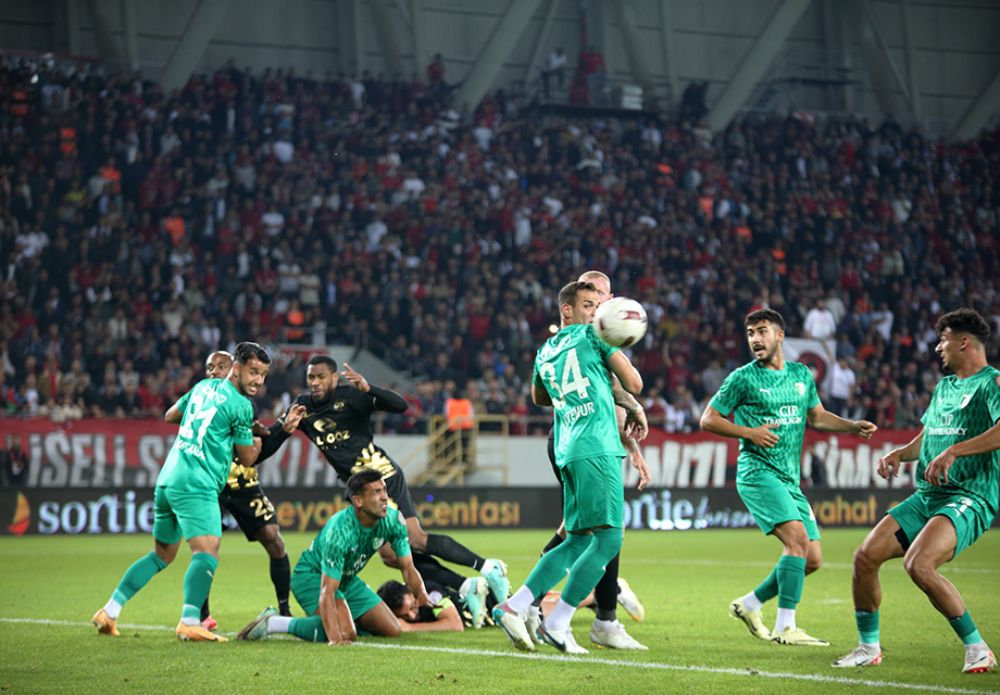 Çorum FK Başkanı Yalçın'dan hakemlere çağrı