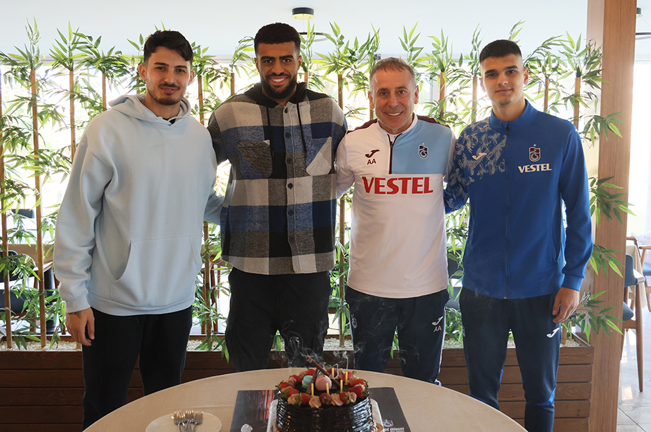 Trabzonspor'da idman sonrası kutlama