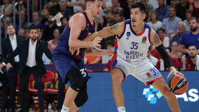 Burnu kırılan Anadolu Efes'in yıldızı Derek Willis operasyon geçirdi