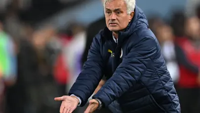 Mourinho'dan Trabzon'da zaferi getiren hamleler