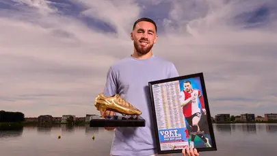 Orkun Kökçü'ye büyük onur: Hollanda'da yılın futbolcusu seçildi