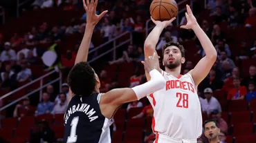 Alperen Şengün'ün 16 sayı attığı maçta Houston Rockets farklı kazandı