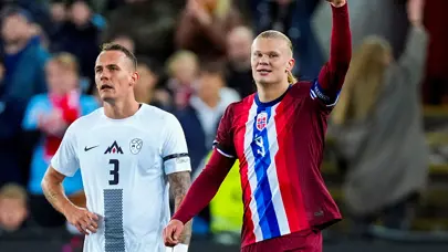 Erling Haaland bu kez ülkesinin tarihine geçti