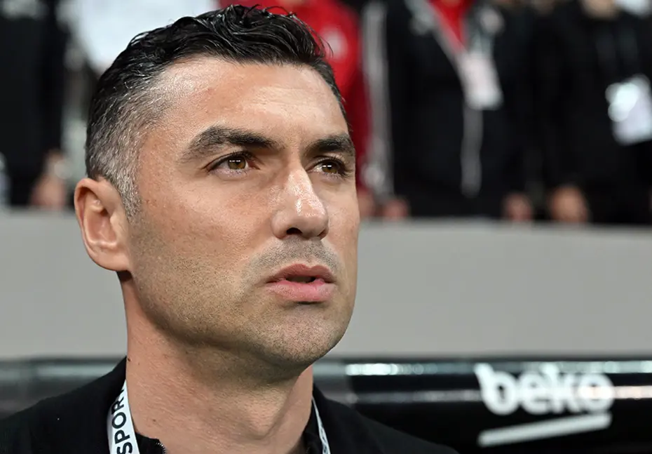 Burak Yılmaz'dan Eric Bailly kararı - 4