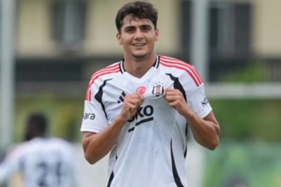 Beşiktaş'ta Mustafa Hekimoğlu sakatlandı - 2